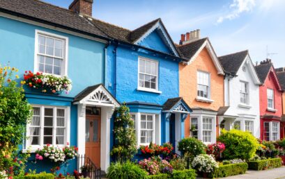 Where Next for UK House Prices in 2025? Experts Predict Slowing Growth Amid Improving Mortgage Affordability