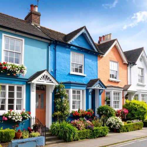 Where Next for UK House Prices in 2025? Experts Predict Slowing Growth Amid Improving Mortgage Affordability
