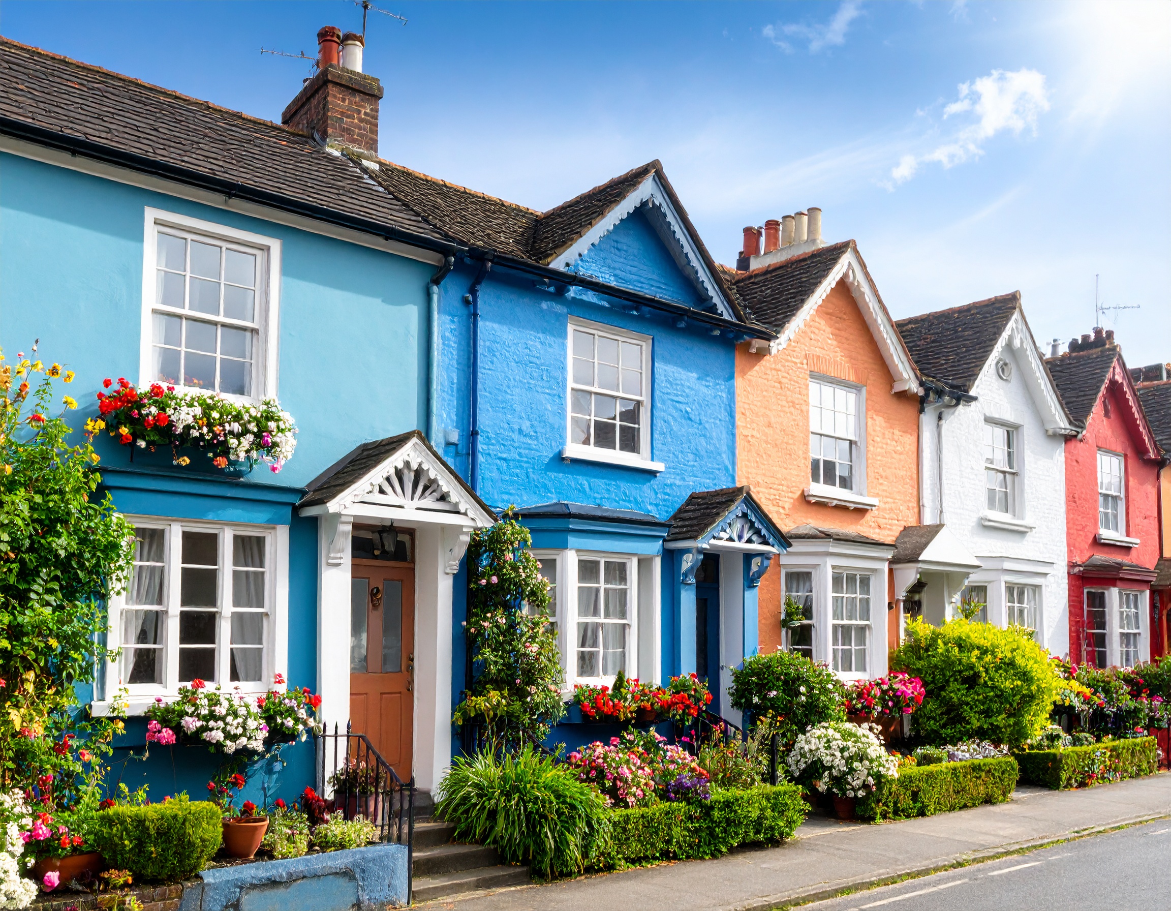 Where Next for UK House Prices in 2025? Experts Predict Slowing Growth Amid Improving Mortgage Affordability